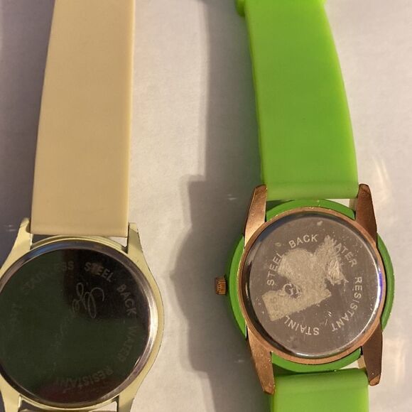 Geneva Platinum Women's Stainless Steel Quartz Rhinestone Watch Set of 4 - Picture 12 of 12